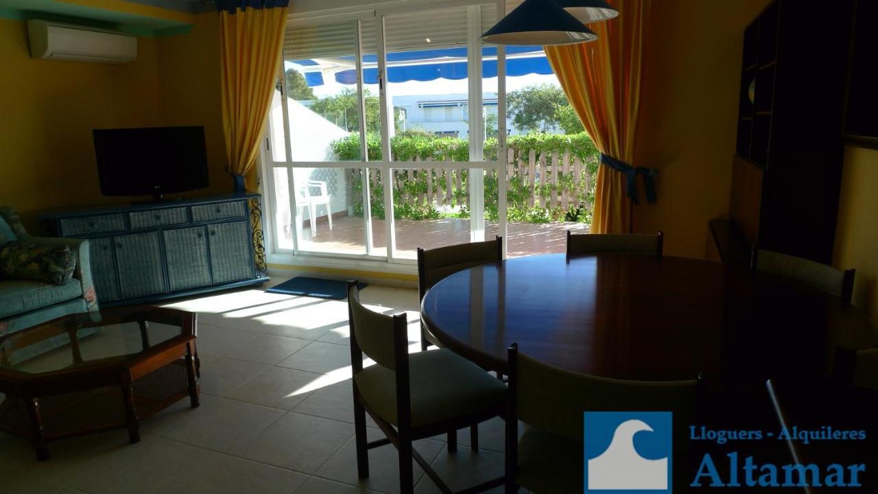 Apartamentos Jardines Del Puerto Altamar 阿尔考斯布里 外观 照片