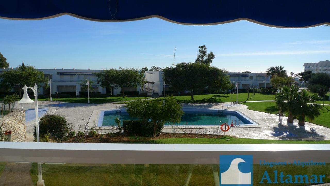 Apartamentos Jardines Del Puerto Altamar 阿尔考斯布里 外观 照片