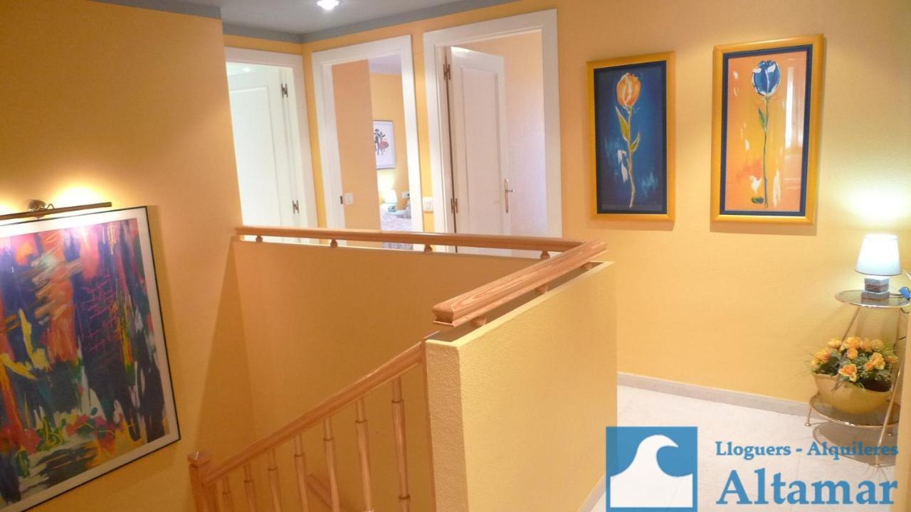 Apartamentos Jardines Del Puerto Altamar 阿尔考斯布里 外观 照片