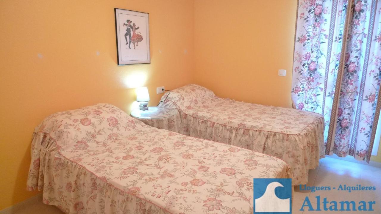 Apartamentos Jardines Del Puerto Altamar 阿尔考斯布里 外观 照片