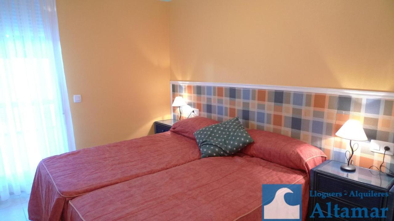 Apartamentos Jardines Del Puerto Altamar 阿尔考斯布里 外观 照片