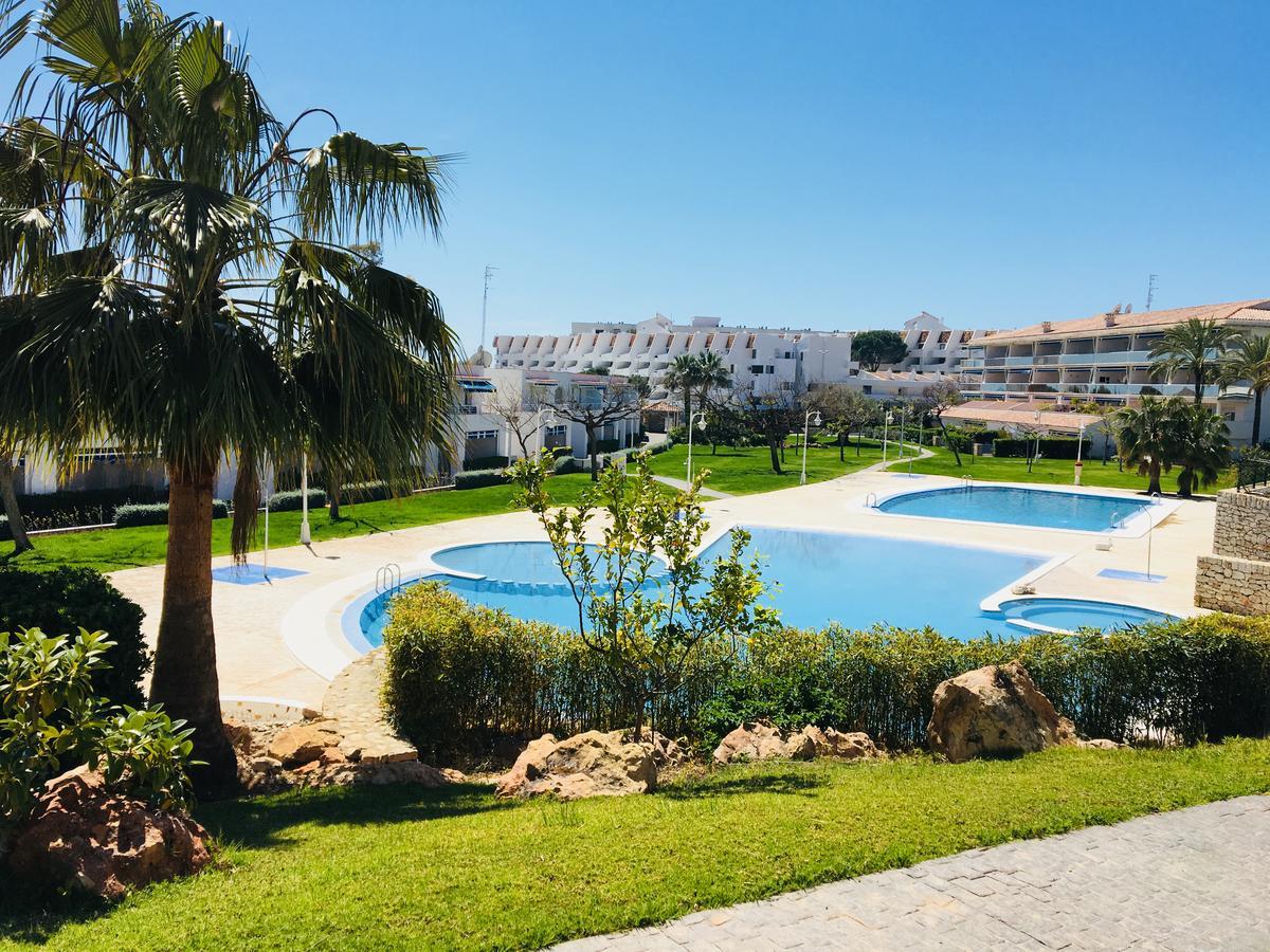 Apartamentos Jardines Del Puerto Altamar 阿尔考斯布里 外观 照片
