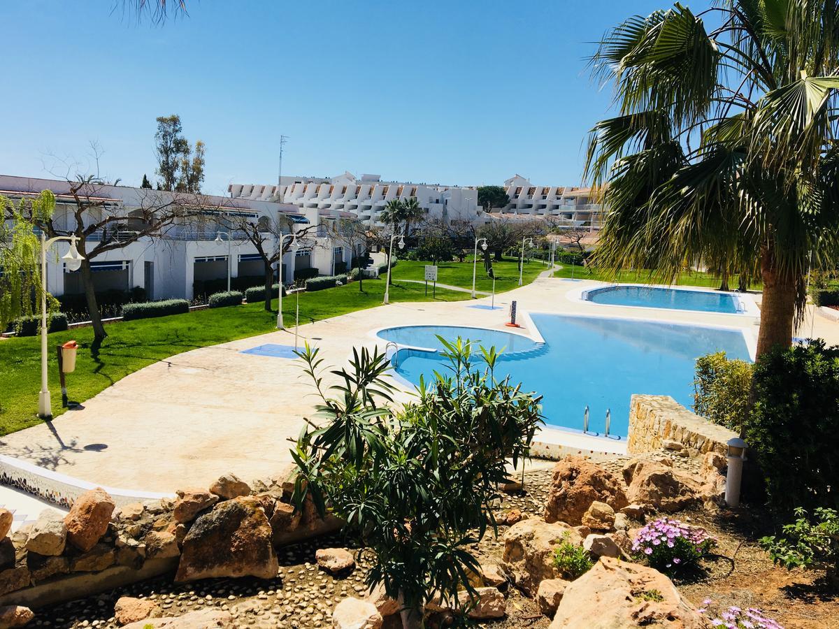 Apartamentos Jardines Del Puerto Altamar 阿尔考斯布里 外观 照片